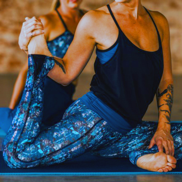 Gaiam blue geometric leggings - Picture 1 of 6
